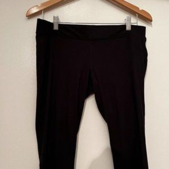 Isabel Maternity Black Leggings‎ (Size Small) (Soft!) - Picture 4 of 14